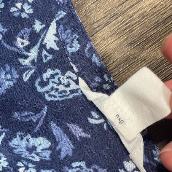 Caslon Floral Blouse - Picture 6 of 9